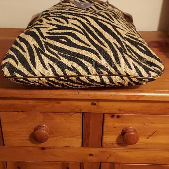 Guess Zebra Print Tote Bag - Black and Brown - Picture 7 of 10